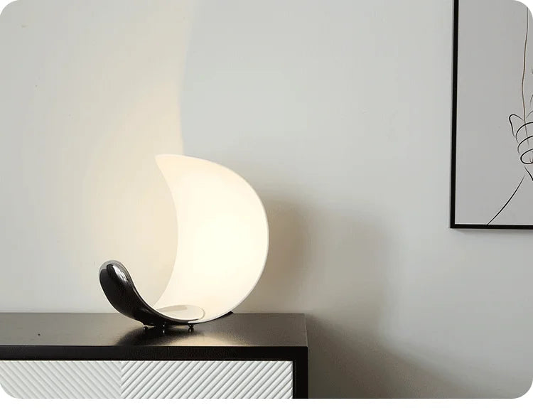 LILY - Nordic Moon Lamp