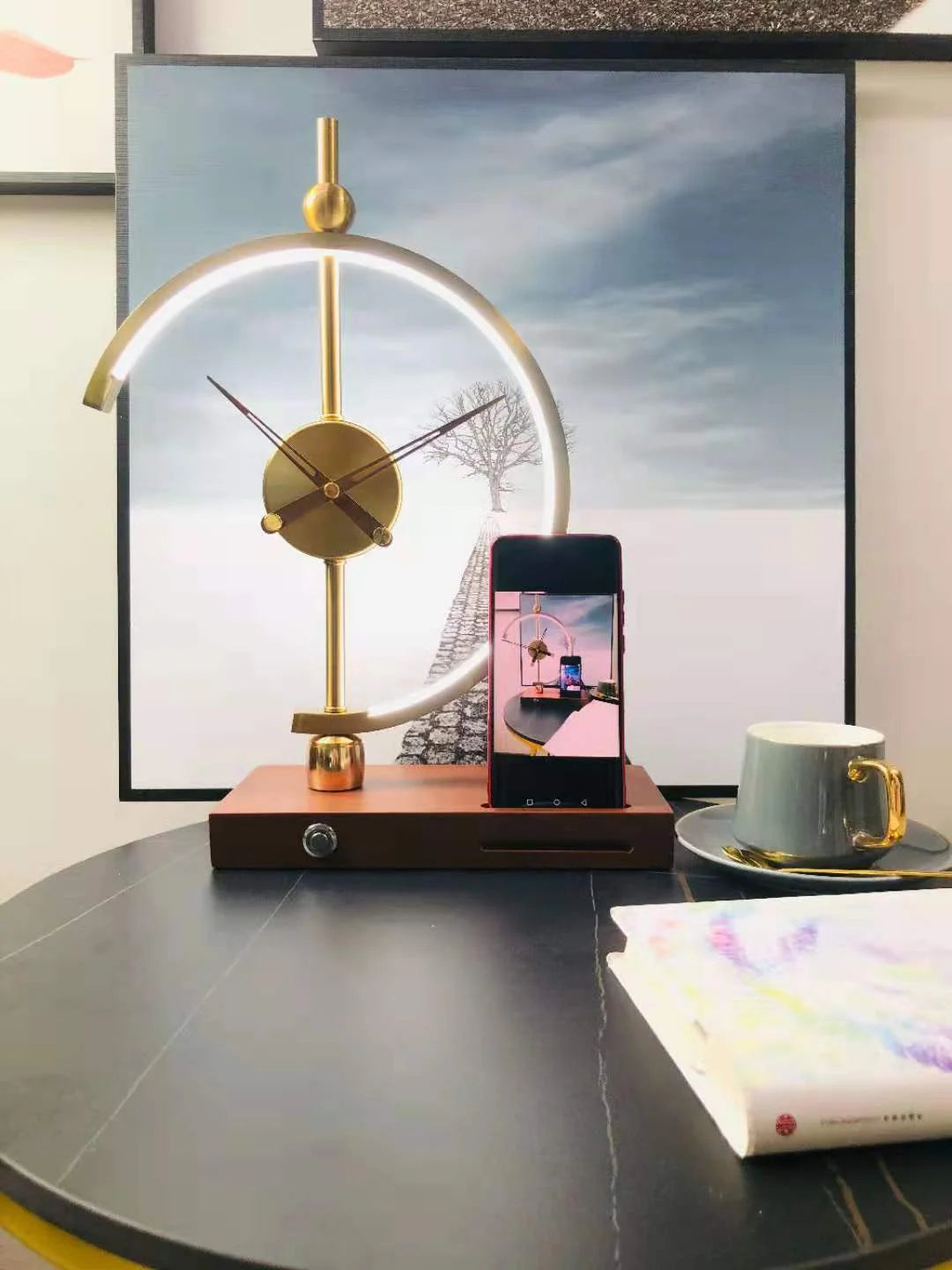 LUCIA - Wireless Charging Lamp