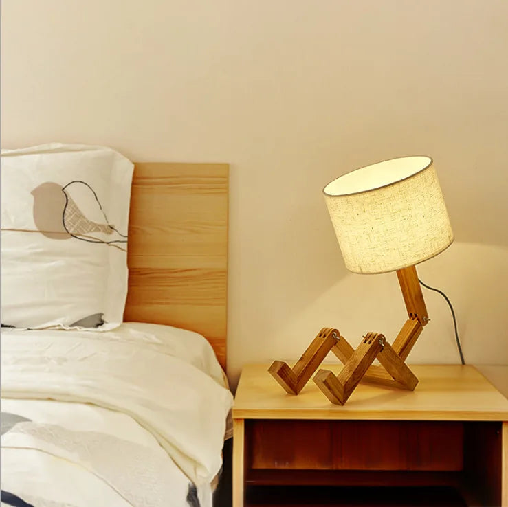 LILAS - Wooden Robot Lamp